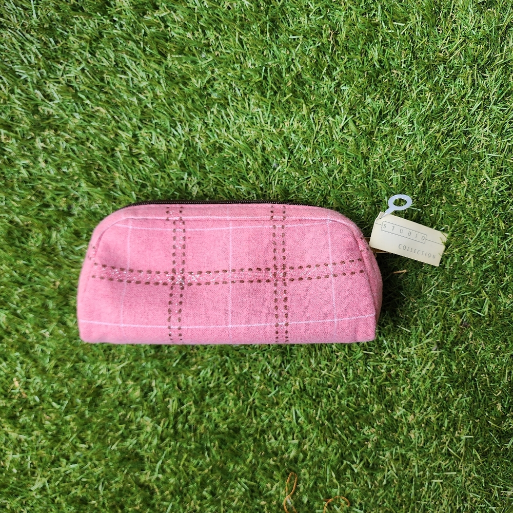 Wool Pouch - Picture 2 of 4